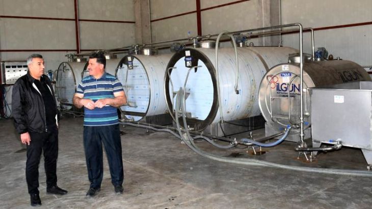 Özcan' Soğuk Zinciri ve Süt Toplama Merkezi'ni İnceledi'